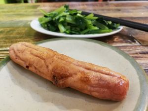 veg dog and steamed leafy greens at Amitābha  - 阿彌搭巴 in Jian