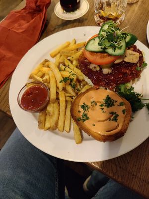 Burger at Mathilda Vegan in Munich