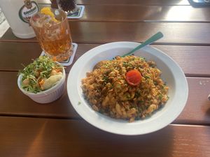 Kässpatzn mit Röstzwiebeln  at Mathilda Vegan in Munich