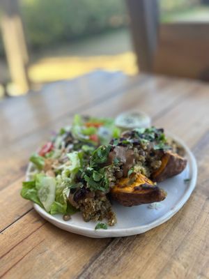 Camote thai. Plato de la carta.  at Vegan Clan in Santa Cruz