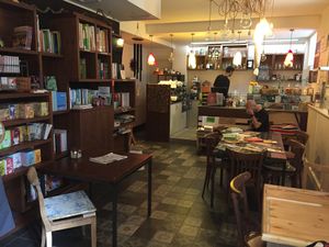 The bar at Veganima in Arco