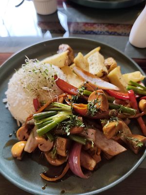 Mushroom stir-fry / hongos saltados(not sure of the name) at Paulino's Indian Cuisine in Cusco