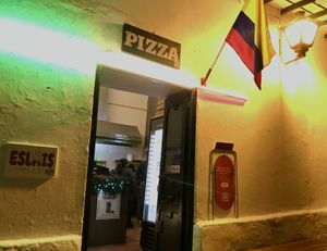   at eslais pizza in Villa De Leyva