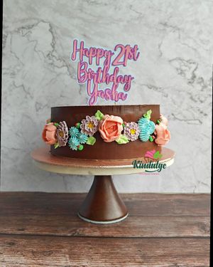 Vegan chocolate ganache cake at Kindulge in South West London