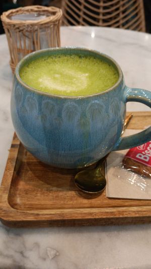 Oat matcha latte at Liam Brunch in A Coruna