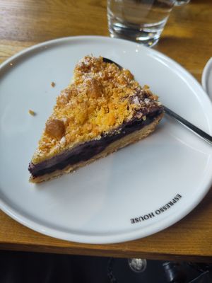 Blueberry pie at Espresso House - Torgallmenningen in Bergen