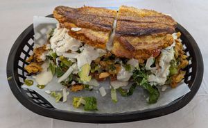 Patacón de Poyo at El Salto PDX in Portland