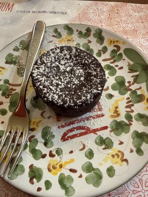 Tortino al cioccolato con cuore caldo  at Pizzium in La Spezia