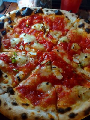 Vegan garlic little bit of chili at La Pizzeria da Claudio  in Koh Tao