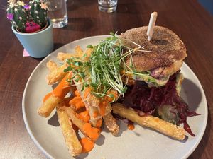   at COLORZ Kitchen  in Bern