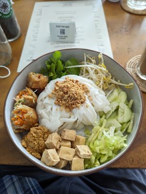 Khmer noodles at Sundays  in Phnom Penh