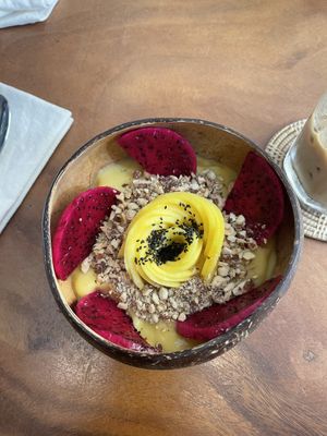 Mango smoothie bowl, great size and really delicious with super fresh ingredients   at Sundays  in Phnom Penh