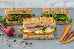 The Danish, Tuna Triumph & Vegan Bang Bang  at ChefShack in Cascais