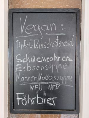 Vegan options of the day at Café Steigleder in Wyk Auf Foehr