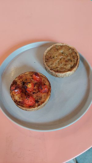 Quiches tomate e zucchini at Jaca Bô-Ah  in Sao Paulo