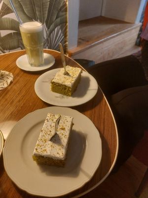Pistaccio cake at Frau Friedrich in Marburg