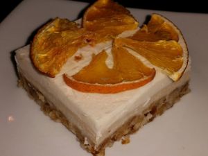 pineapple cheesecake at Greens and Vines in Honolulu