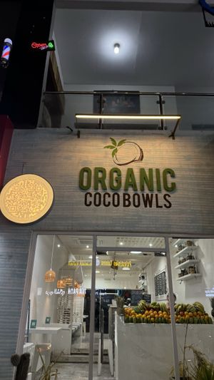 Overpriced but worth it🤌❤️❤️❤️  at Organic Coco Bowls  in Muscat