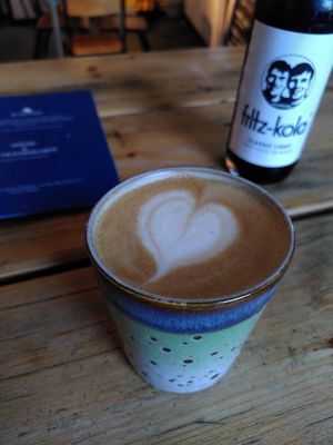 Cappuchino mit Haferdrink (0,60€ Aufpreis) at Blaupause in Luebeck