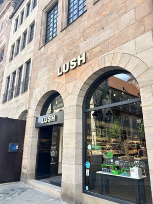  entranc  at LUSH in Nuremberg