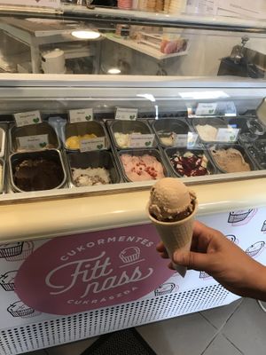 Lemon sorbet    at Fittnass in Budapest