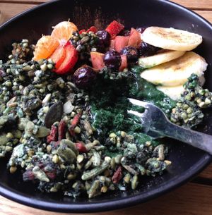 Green granola smoothie bowl at Earth to Table in Bondi Junction