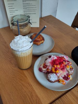  at Alex Gooch in Monmouth