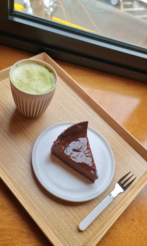 Drink and dessert #Veganuary at Nono Shop & Cafe Seoul in Seoul