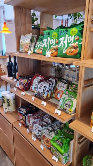Vegan instant noodles at Nono Shop & Cafe Seoul in Seoul