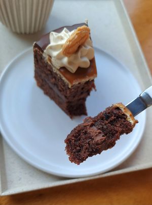 Lotus cookie cake - close-up #Veganuary at Nono Shop & Cafe Seoul in Seoul