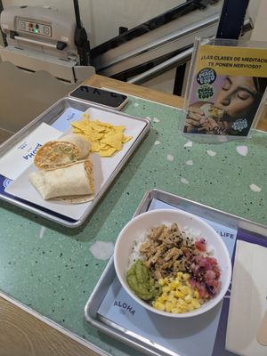  at Aloha Poke Sevilla in Sevilla