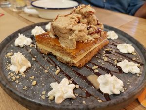 Dessert / Tarta Sweet Jarama at La Huella Vegana - Sandoval  in Madrid