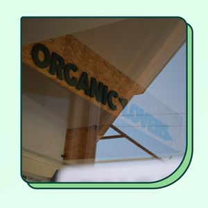 Logo at Organic Lovers VT in Venado Tuerto