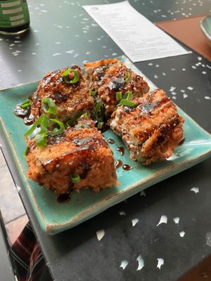 Berinjela empanada e recheada, 10/10 at Sushi Terra in Rio De Janeiro