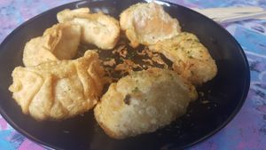 Dumplings 6 for £9 at Desert Island Dumplings in Manchester