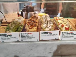 Store: Base V at Mercato Centrale Milano in Milan