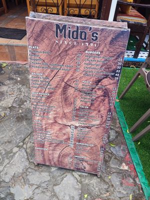  at MIDO'S in Chefchaouen