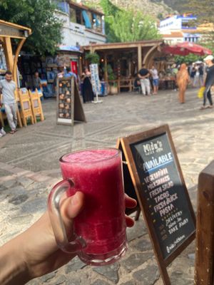  at MIDO'S in Chefchaouen