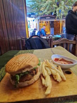 Falafel burger at MIDO'S in Chefchaouen