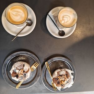  at Falo Coffee Brewers in Takayama