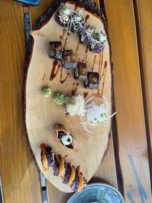 Mushroom power, dragon mountain, inari nigiri, free spirit  at Emira in Berlin