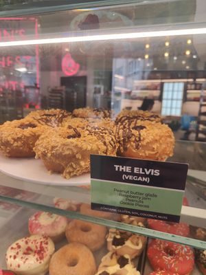  at Doughnut Time in Berlin