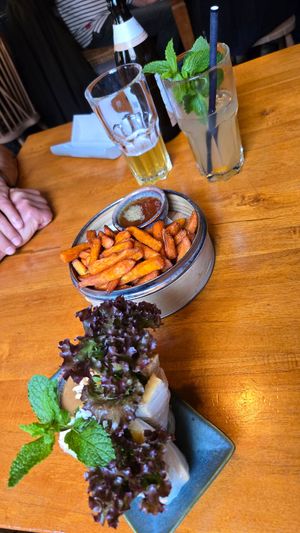 War ganz okay...leider etwas kalt und der Tofu war nicht so toll,  dafür das themphe at Vietal Kitchen  in Ludwigsburg