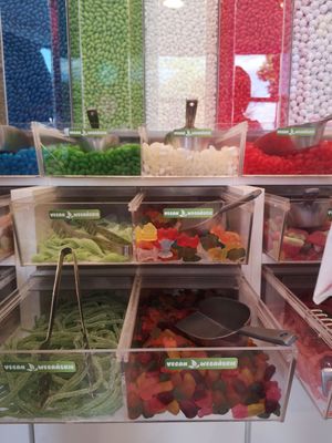More vegan sweets at Sweet Factory Store in Bydgoszcz