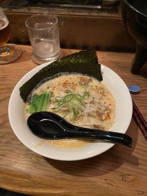 Ramen  at Kokoka Used Book Shop Cafe & Bar - ココカ古書店 本とたいやき in Tamano