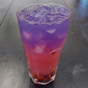 Blackberry Mango Layered Lemonade at C.A.T. Cafe Bakery in Huntsville