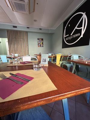 L’angolo pizzosteria  at L'Angolo PizzOsteria in Vimodrone