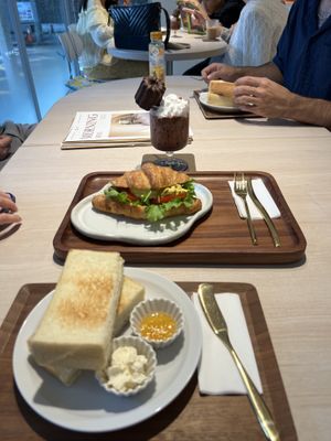   at Blivin Bakery 植物系生吐司專門店 in Taipei