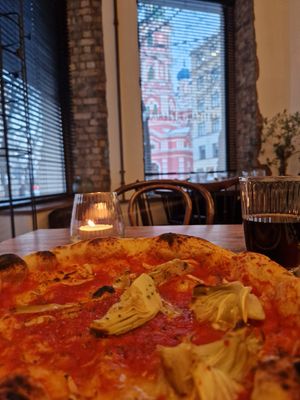  at Street Pizza in Riga