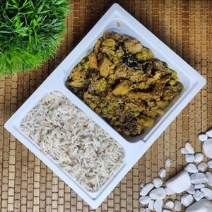 Mustard sabji with sesame seed basmati rice at Vegasef  in Budapest